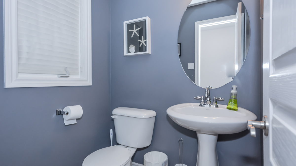 Powder room