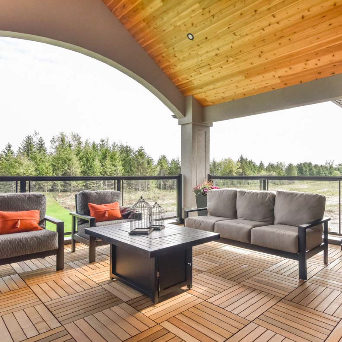 Listing Inverhaugh